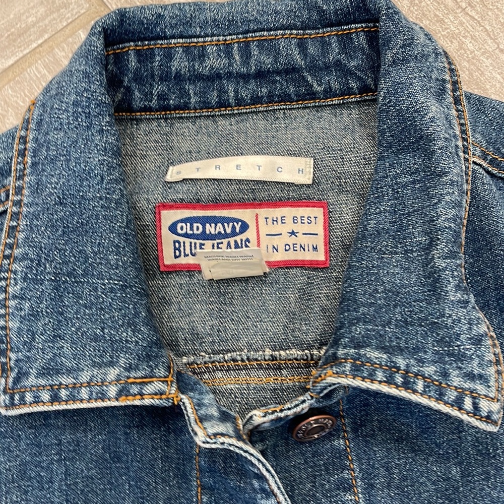 Old navy denim jacket - Picture 2 of 3